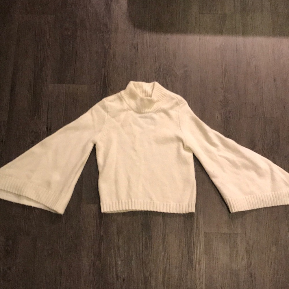 Cream flare sleeve semi cropped sweater size S